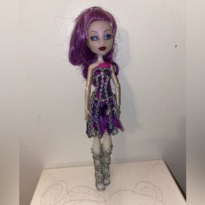 Monster High HAUNTED Getting Ghostly SPECTRA Vondergeist Doll HTF